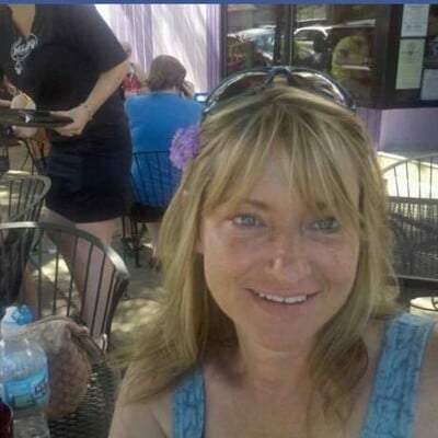 Mary625@newsie.social