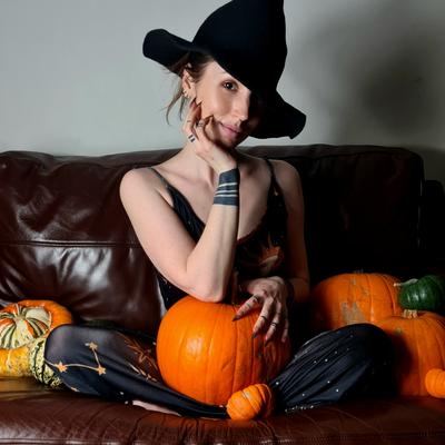 babe@glitterkitten.co.uk