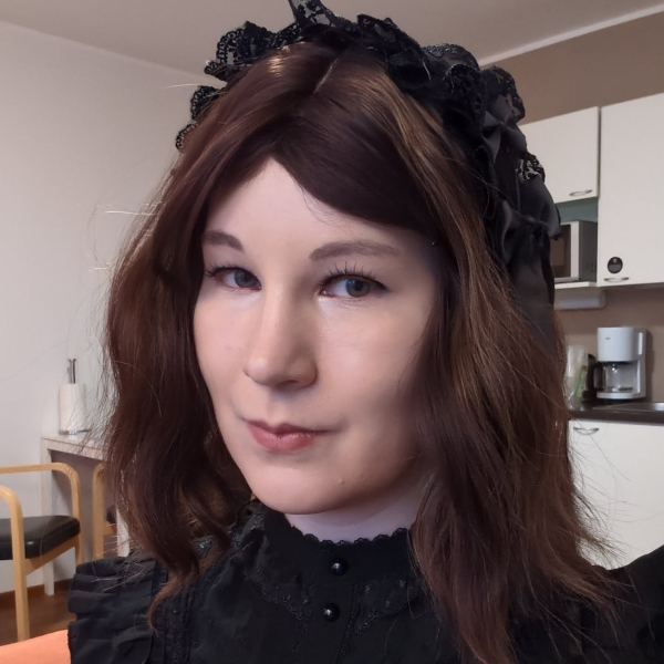 evamik@uwu.mikkonen.com
